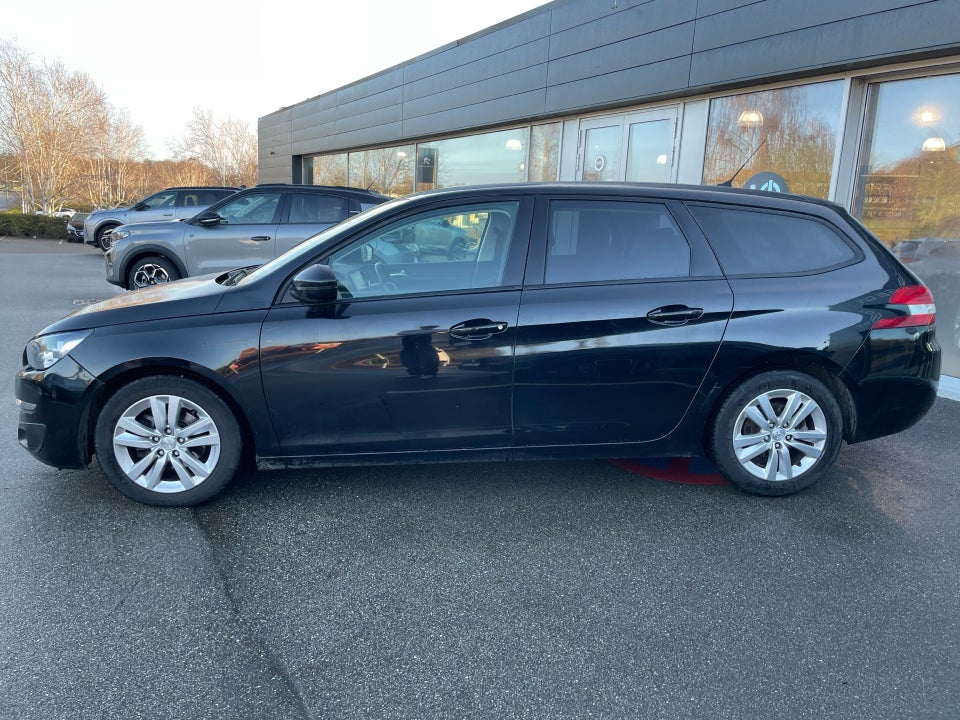 Peugeot 308 1,6 BlueHDi 120 Collection SW 5d