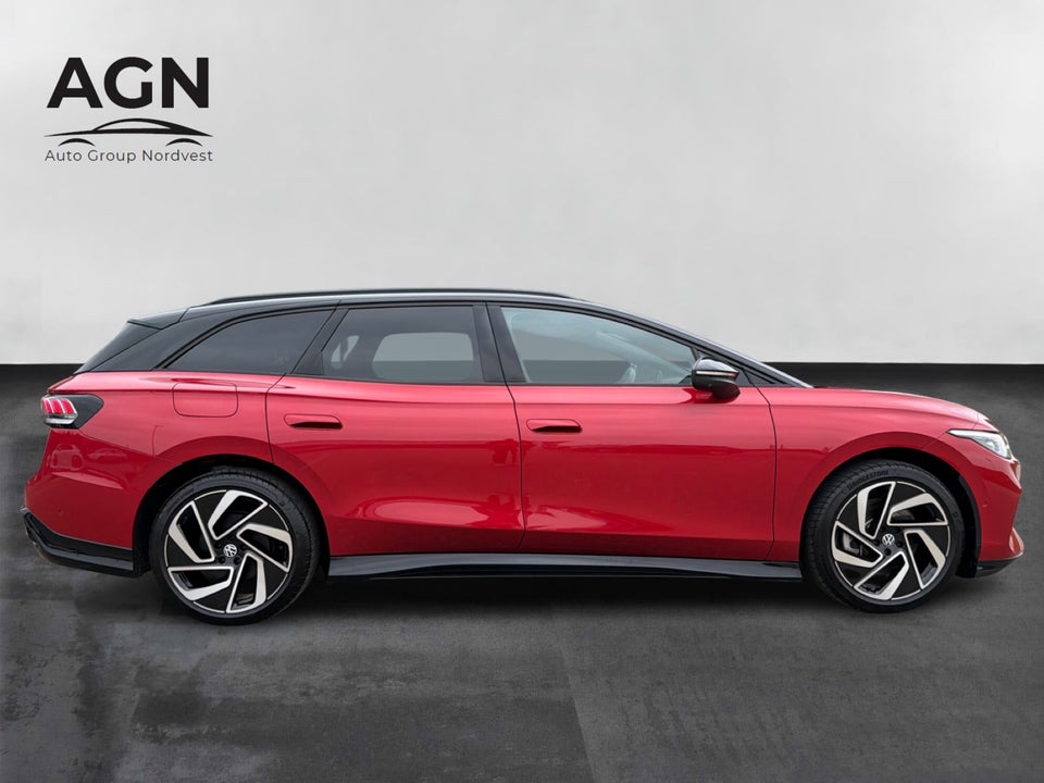 VW ID.7 77 Style+ Tourer 5d