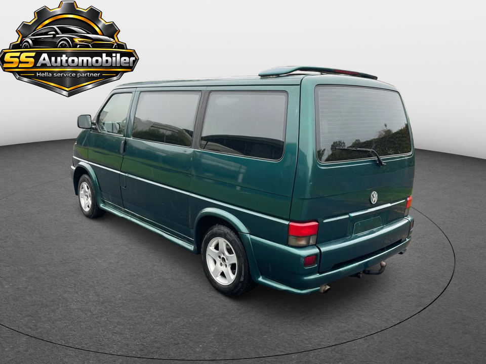 VW Caravelle 2,8 VR6 4d