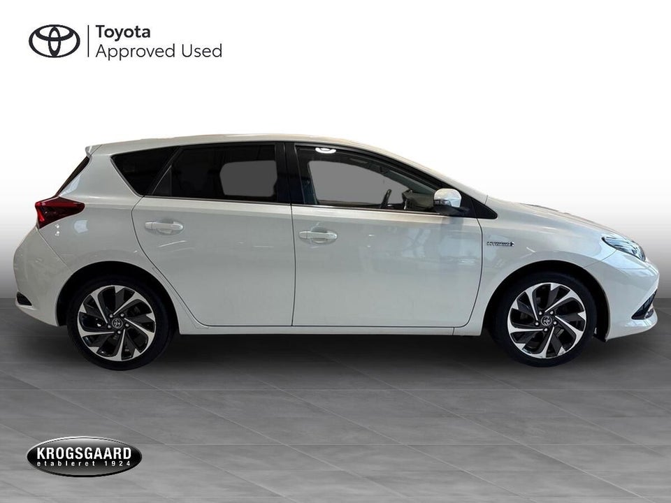 Toyota Auris 1,8 Hybrid H2 Style CVT 5d
