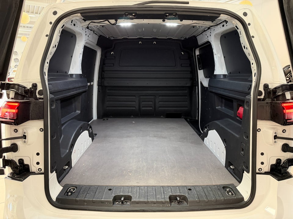 VW ID. Buzz 79 Cargo Comfort