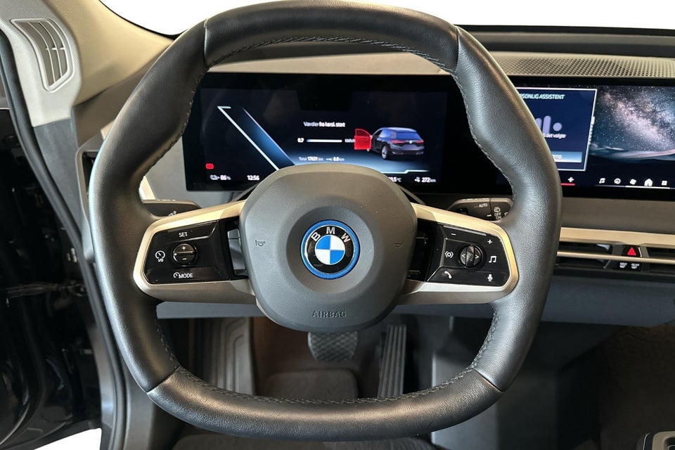 BMW iX xDrive40 Sport 5d