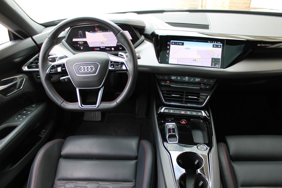 Audi e-tron GT quattro 4d