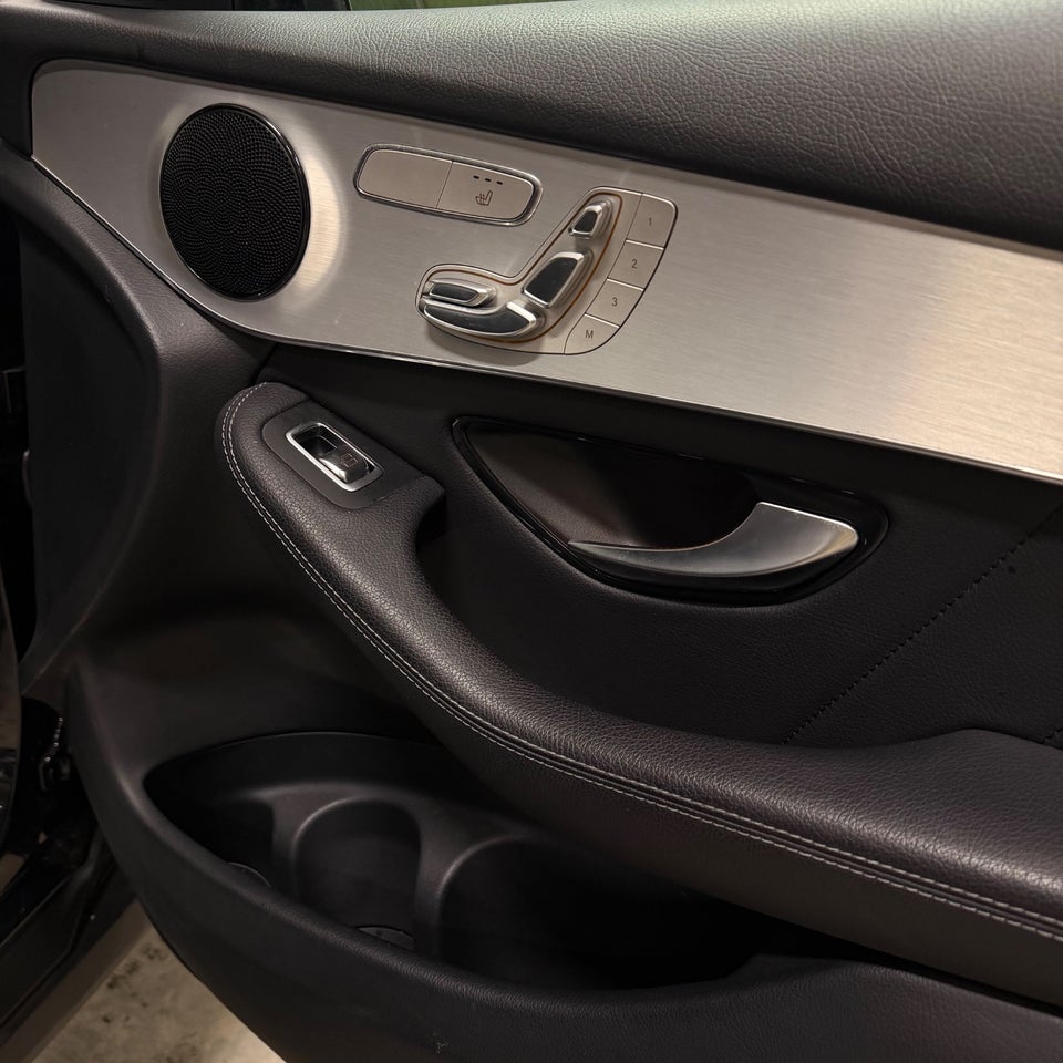 Mercedes GLC300 d 2,0 AMG Line aut. 4Matic 5d