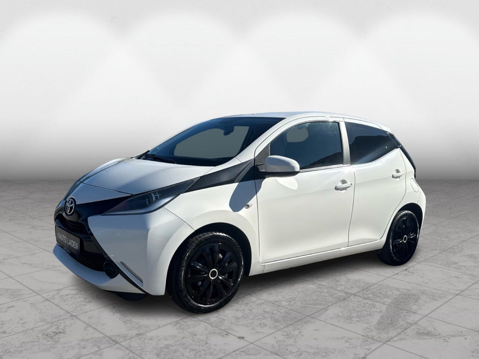 Toyota Aygo 1,0 VVT-i x-black 5d