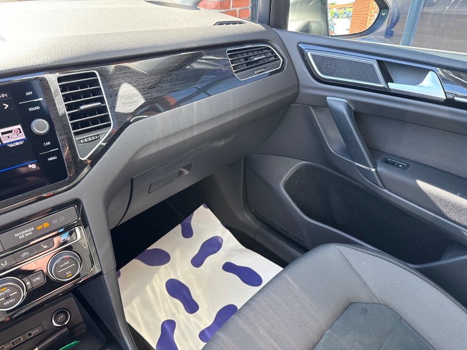 VW Golf Sportsvan 1,5 TSi 150 Highline DSG 5d