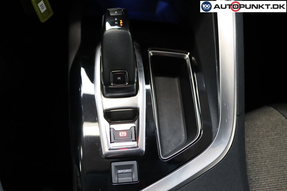 Peugeot 3008 1,6 BlueHDi 120 Allure EAT6 5d