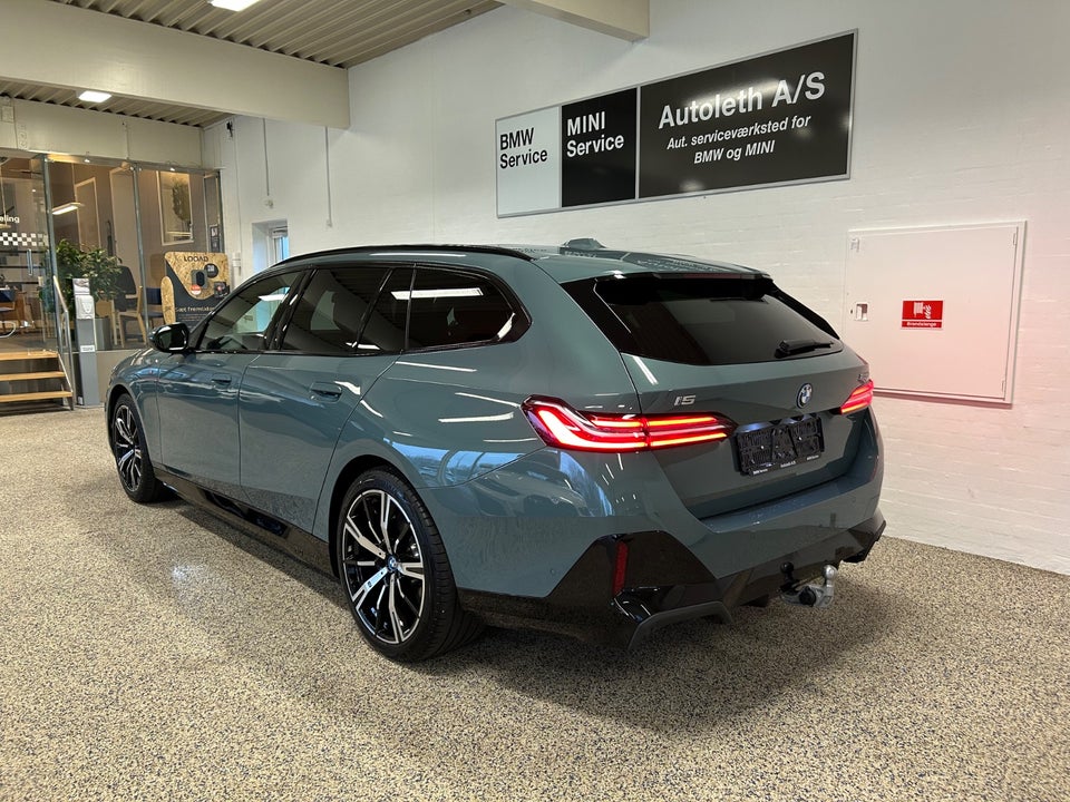 BMW i5 eDrive40 Touring Fully Charged 5d