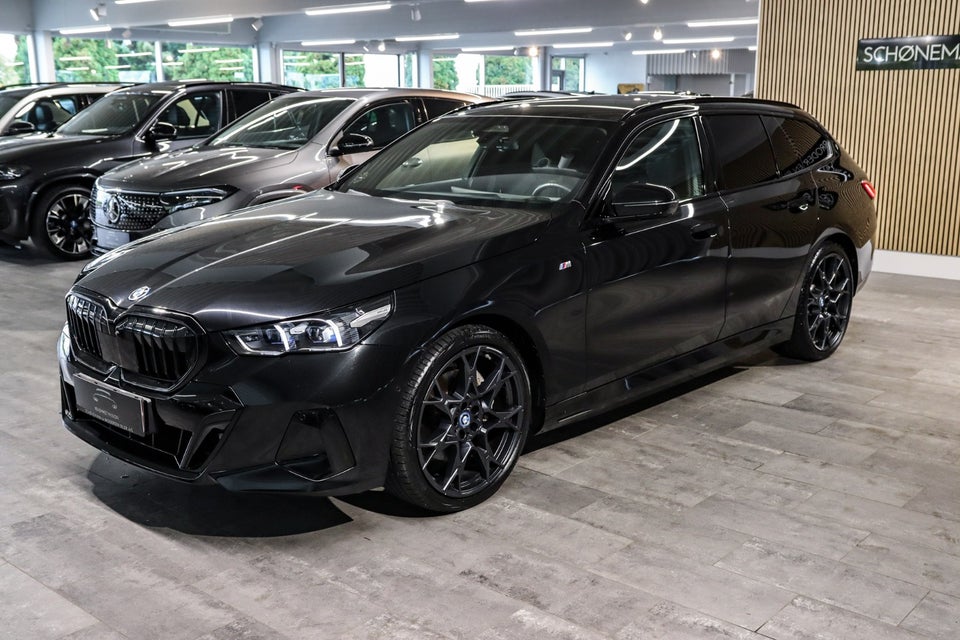 BMW i5 eDrive40 Touring Fully Charged 5d