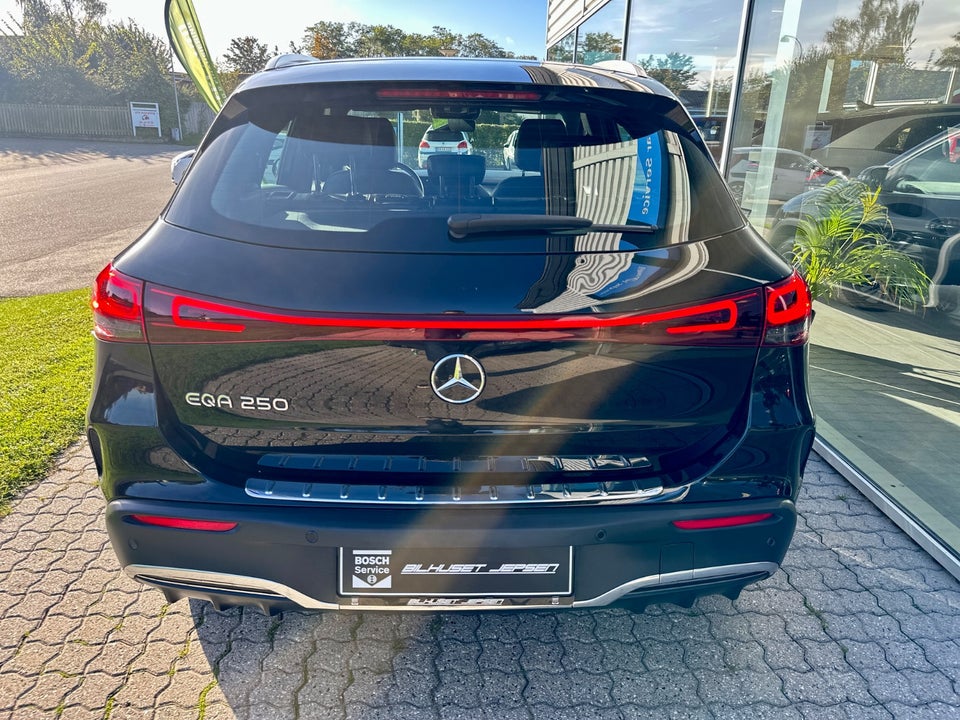 Mercedes EQA250 AMG Line 5d