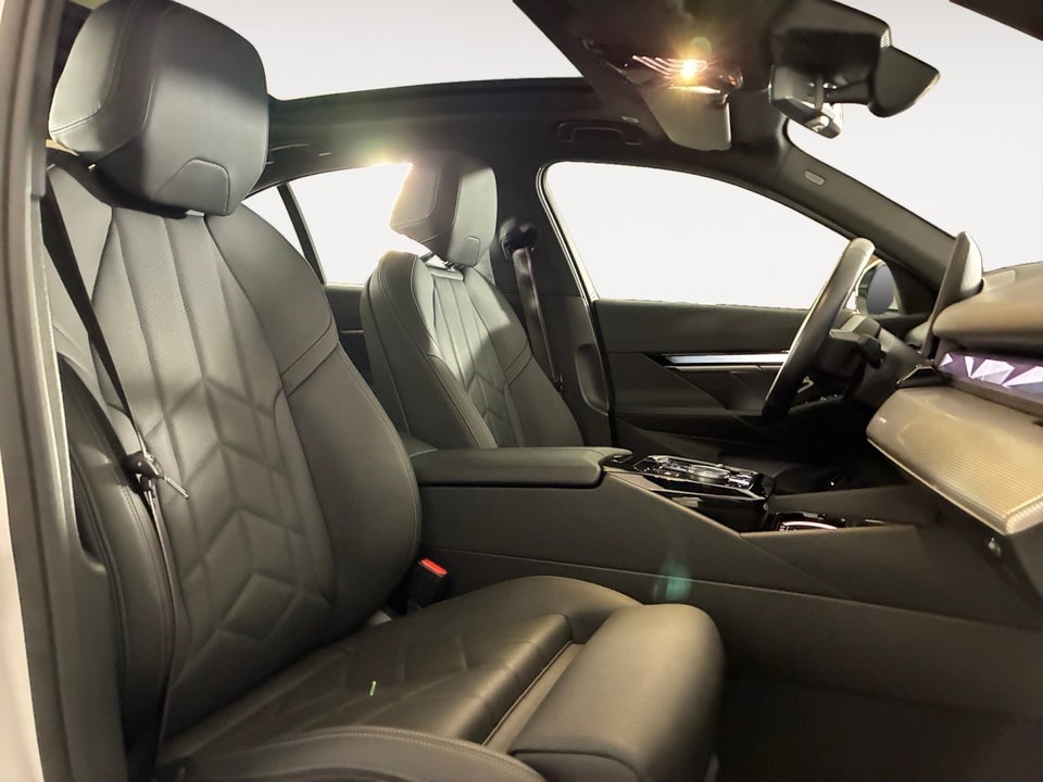 BMW i5 eDrive40 M-Sport Pro 4d