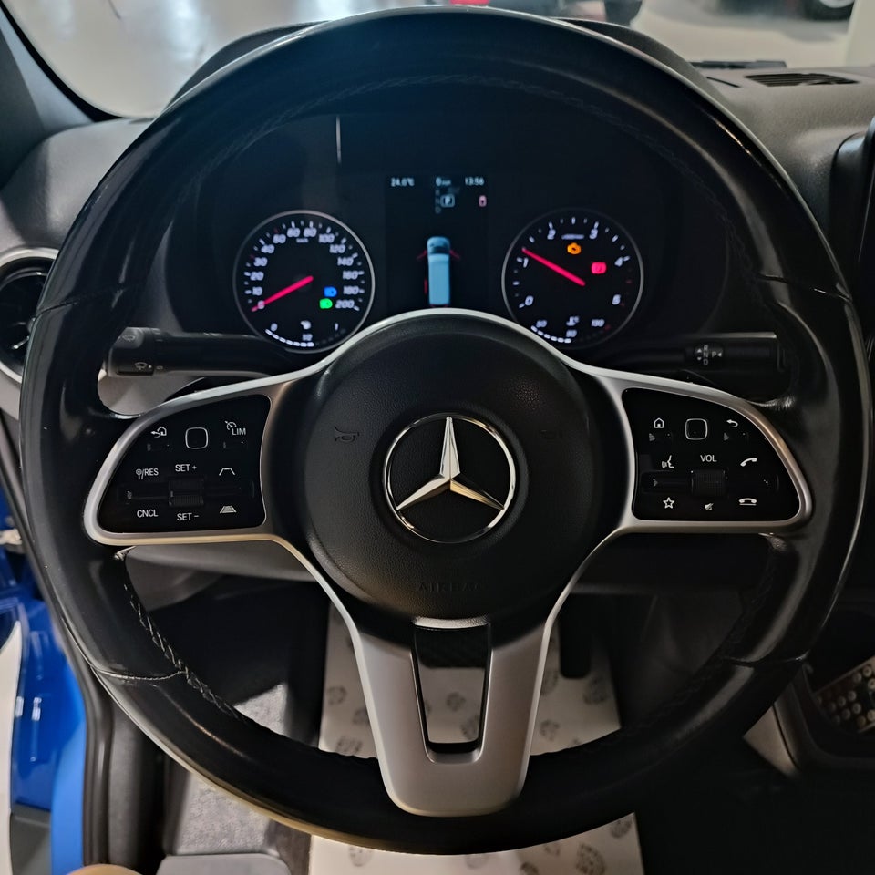 Mercedes Sprinter 319 2,0 CDi A3 Kassevogn aut. RWD
