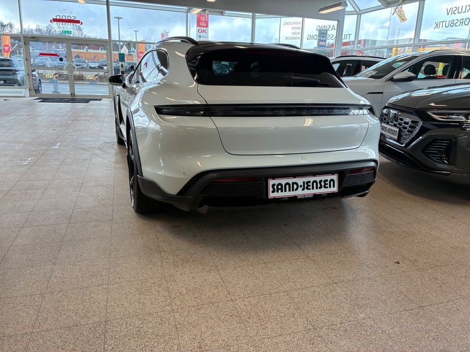 Porsche Taycan 4S Performance+ Cross Turismo 5d