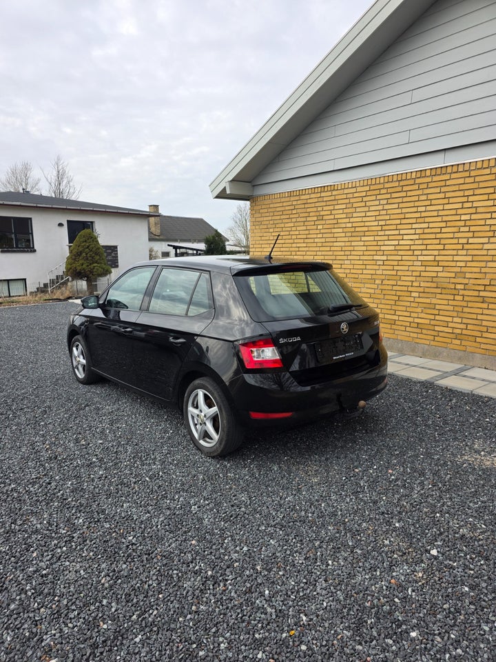 Skoda Fabia 1,0 MPi 75 Ambition 5d