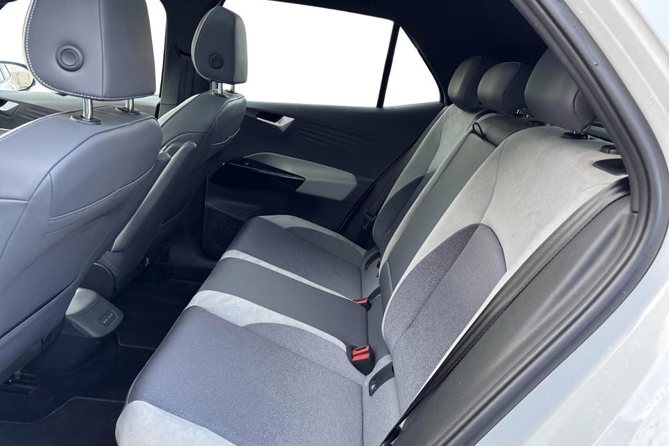 VW ID.3 58 Pro Performance Family 5d