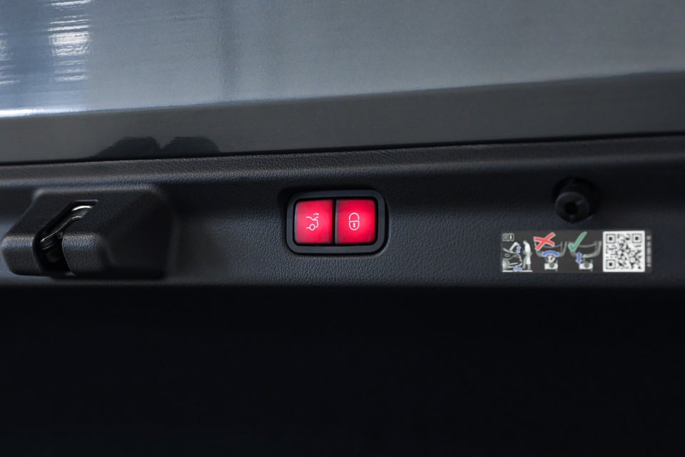 Mercedes EQE350 AMG Line 4d