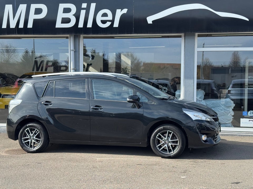 Toyota Verso 1,8 VVT-i T2 Limited 5d