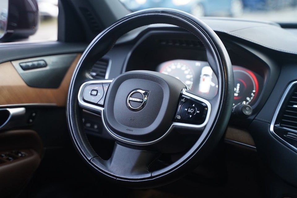 Volvo XC90 2,0 T8 ReCharge Inscription aut. AWD 7prs 5d