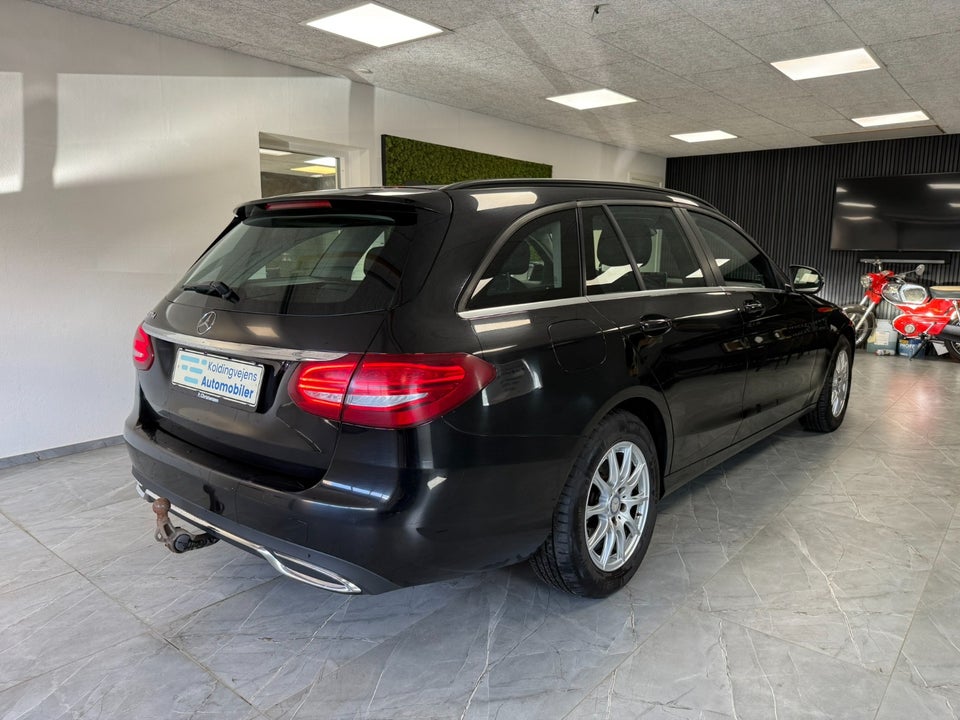 Mercedes C220 d 2,2 Business stc. 5d