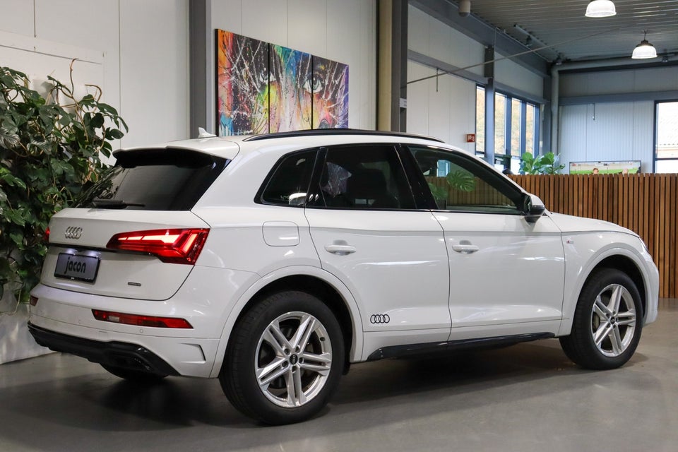 Audi Q5 50 TFSi e quattro S-tr. 5d