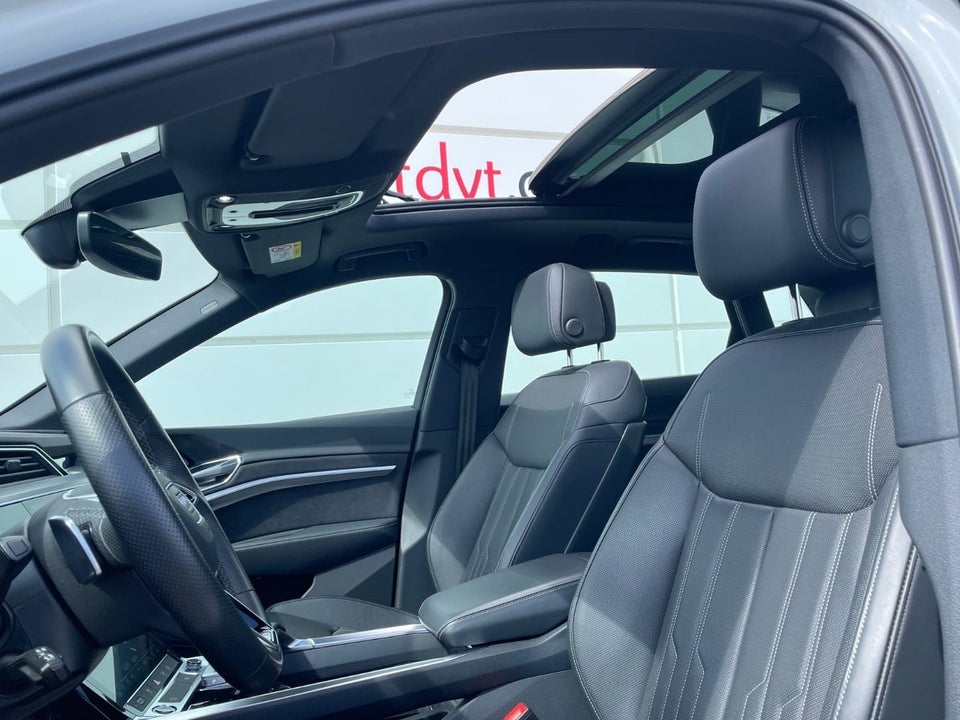 Audi e-tron 55 S-line quattro 5d