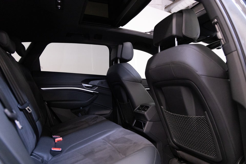 Audi e-tron 55 S-line quattro 5d