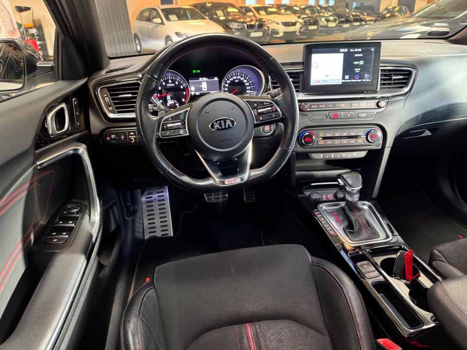 Kia ProCeed 1,6 T-GDi GT DCT 5d