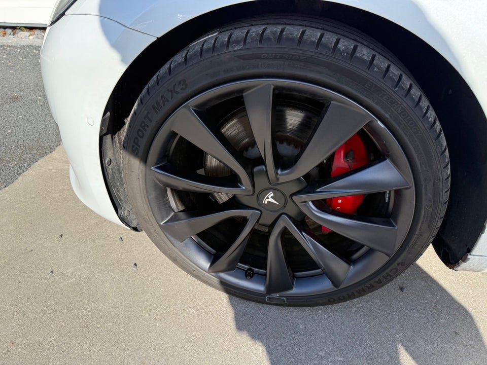 Tesla Model 3 Performance AWD 4d