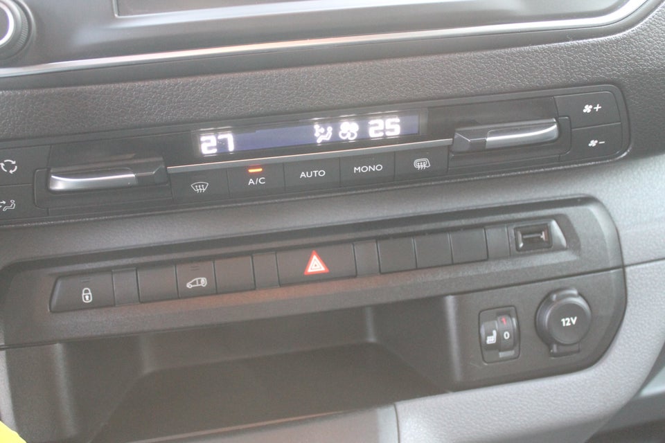 Peugeot Expert 2,0 BlueHDi 122 L2 Plus EAT8 Van