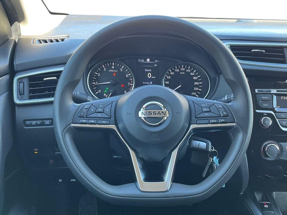 Nissan Qashqai 1,3 Dig-T 140 Visia 5d