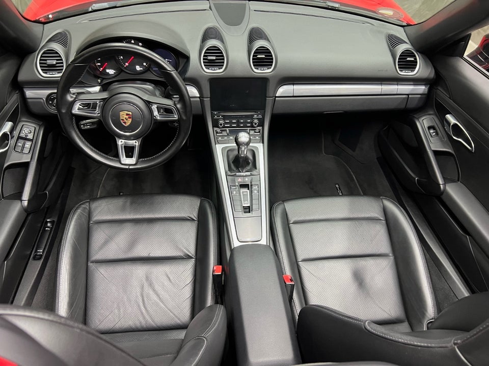 Porsche 718 Boxster 2,0  2d