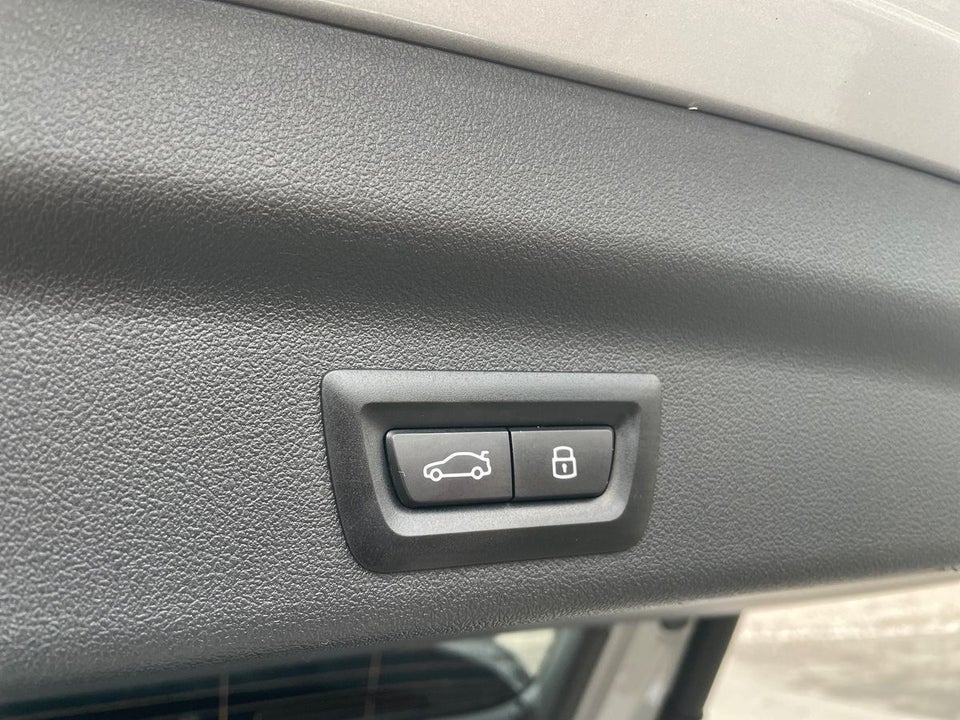 BMW iX1 xDrive30 M-Sport 5d