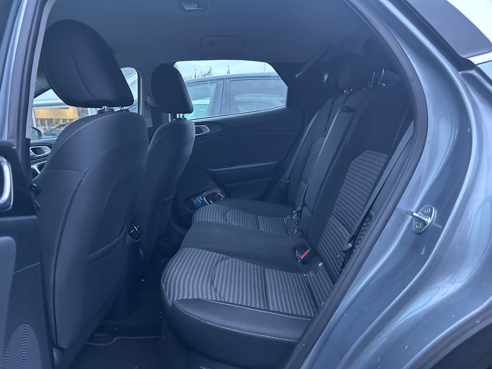 Kia XCeed 1,6 PHEV Prestige DCT 5d