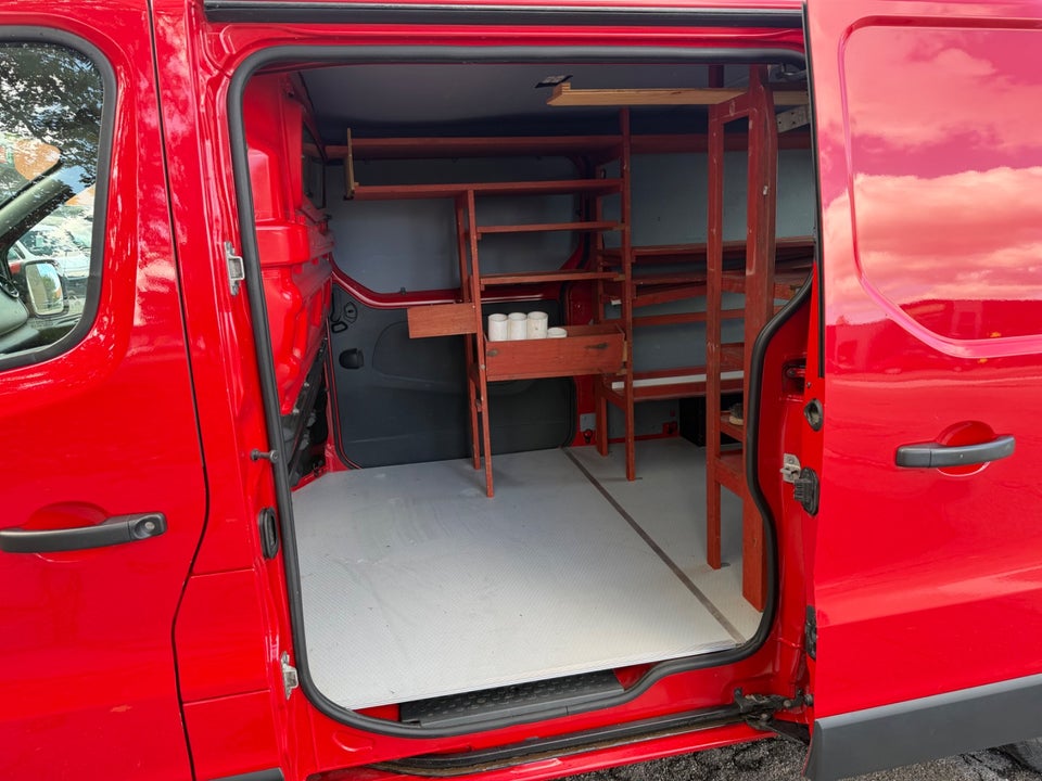 Nissan NV300 1,6 dCi 125 L2H1 Working Star