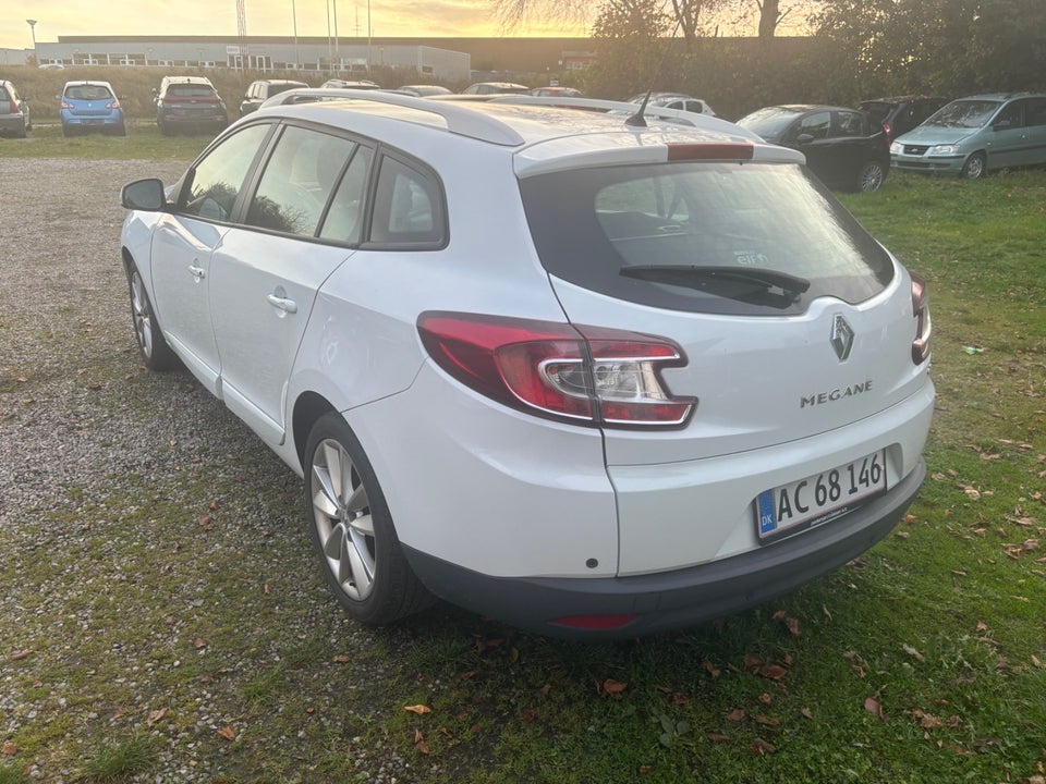 Renault Megane III 1,5 dCi 110 Expression 5d