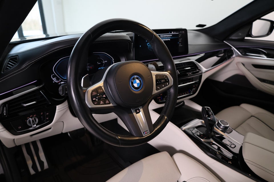 BMW 545e 3,0 M-Sport+ xDrive aut. 4d