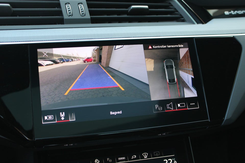 Audi Q8 e-tron 55 S-line Sportback quattro 5d