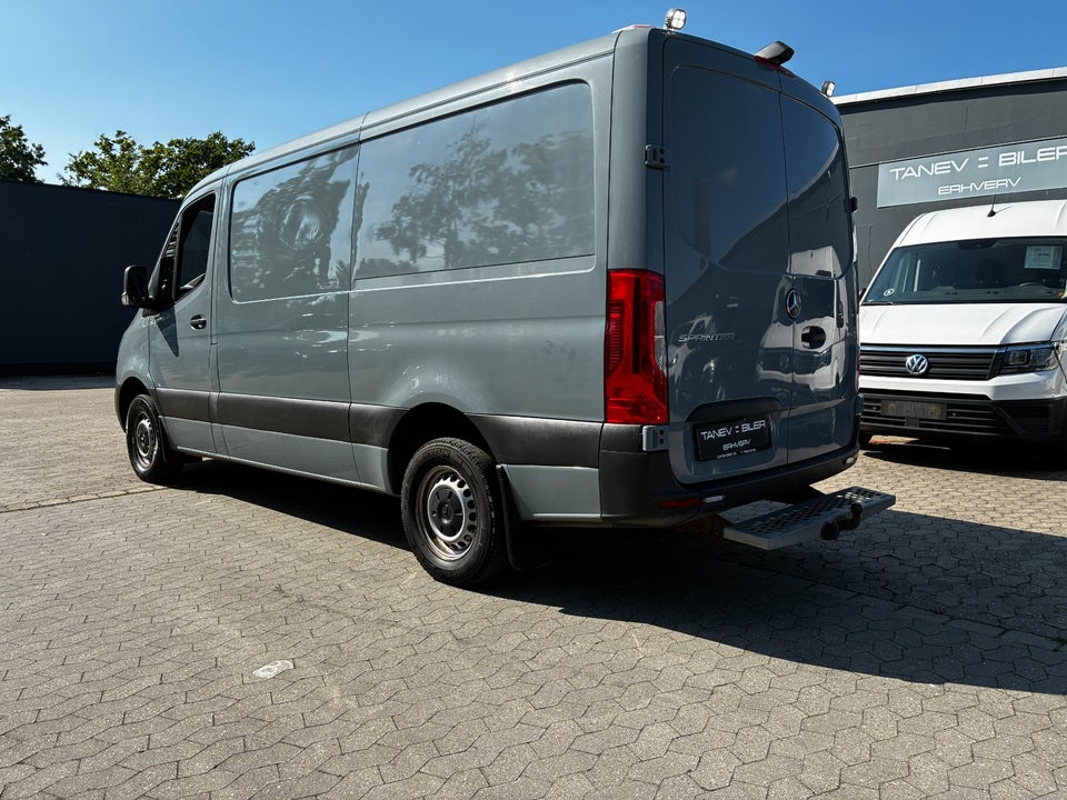 Mercedes Sprinter 319 3,0 CDi A2 Kassevogn aut. RWD
