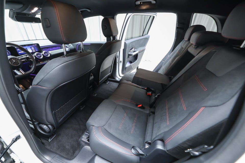 Mercedes EQB250+ AMG Advance 5d