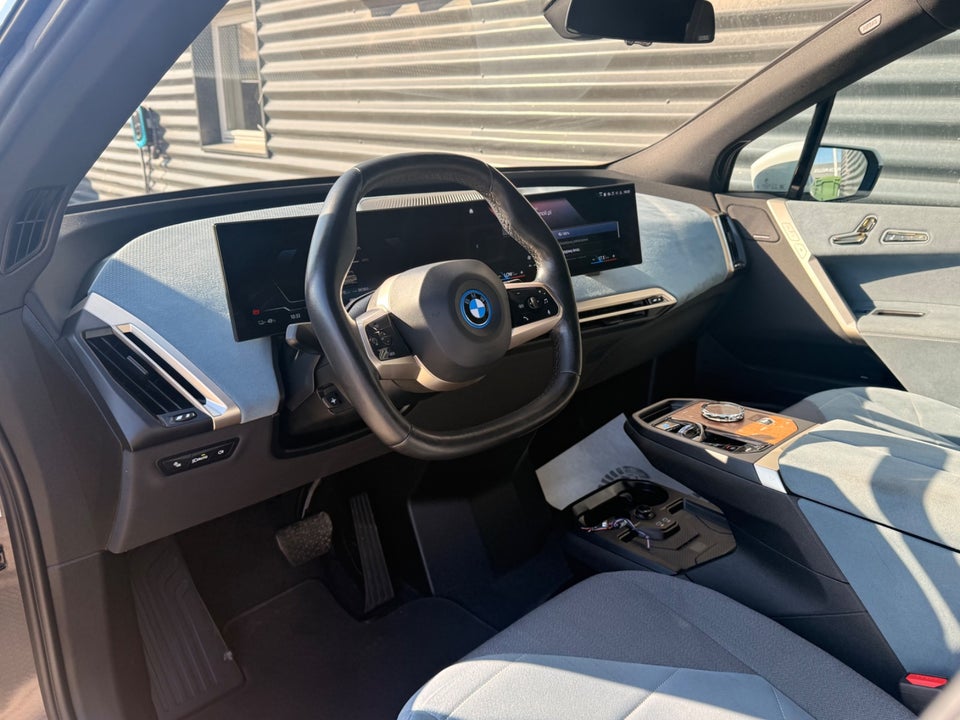 BMW iX xDrive40 5d