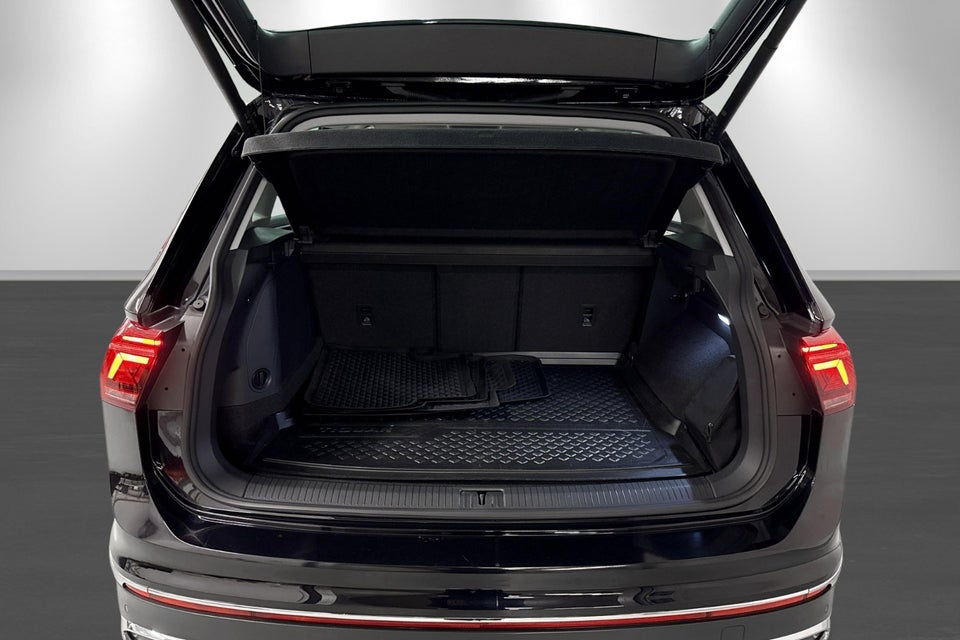 VW Tiguan 1,4 eHybrid Elegance DSG 5d