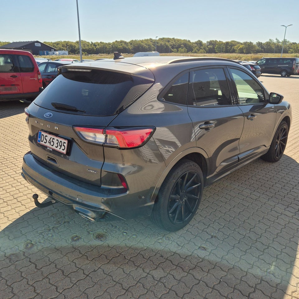 Ford Kuga 2,5 PHEV ST-Line X CVT 5d