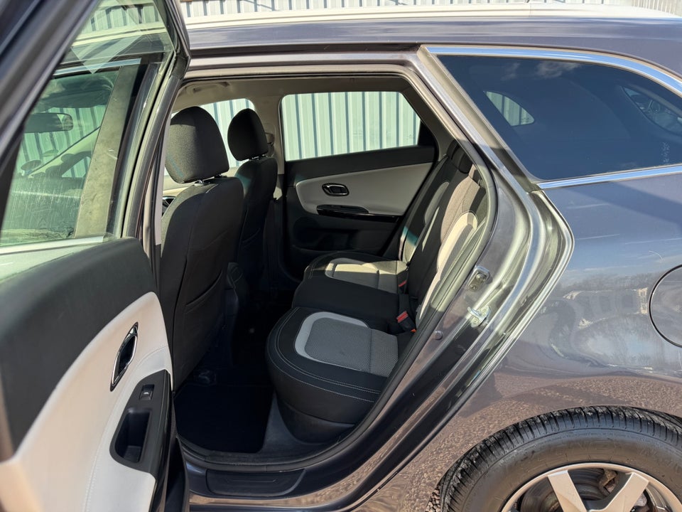 Kia Ceed 1,4 CVVT Spring SW 5d