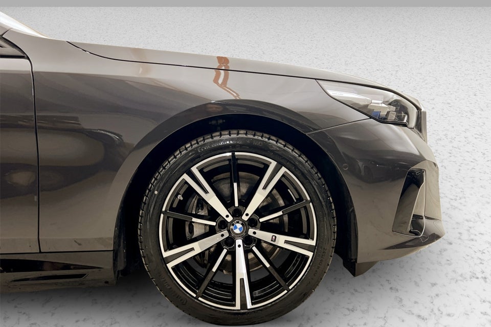 BMW i5 eDrive40 Touring Fully Charged 5d