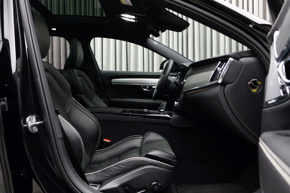 Volvo V90 2,0 T6 ReCharge R-Design aut. AWD 5d
