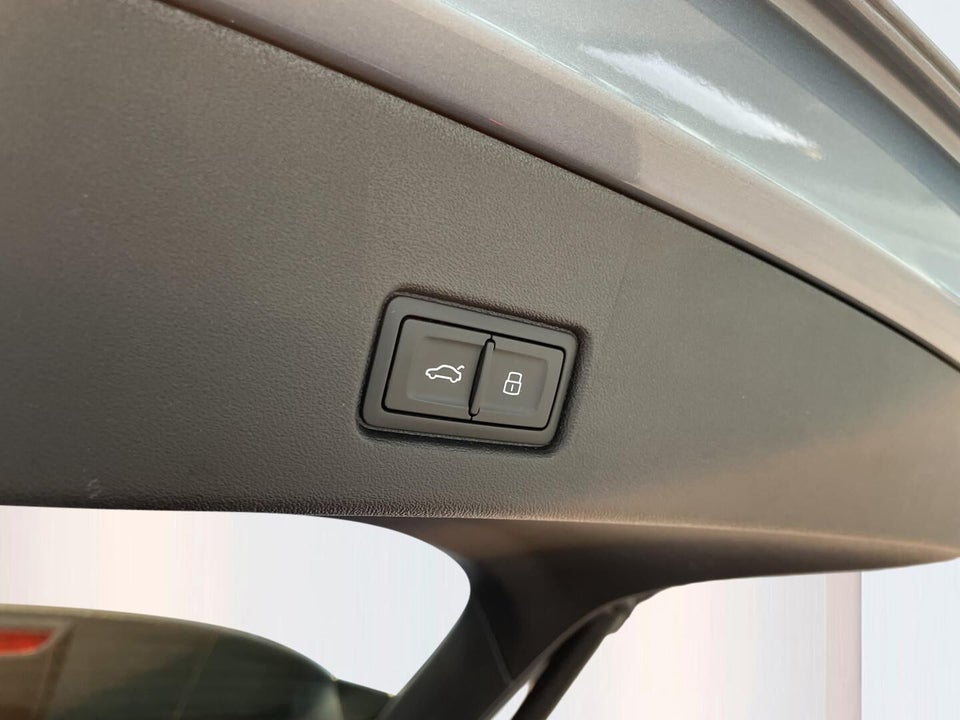 Audi Q4 e-tron 45 Attitude quattro 5d