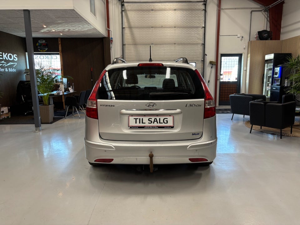 Hyundai i30 1,6 CRDi 90 Blue Drive CW 5d