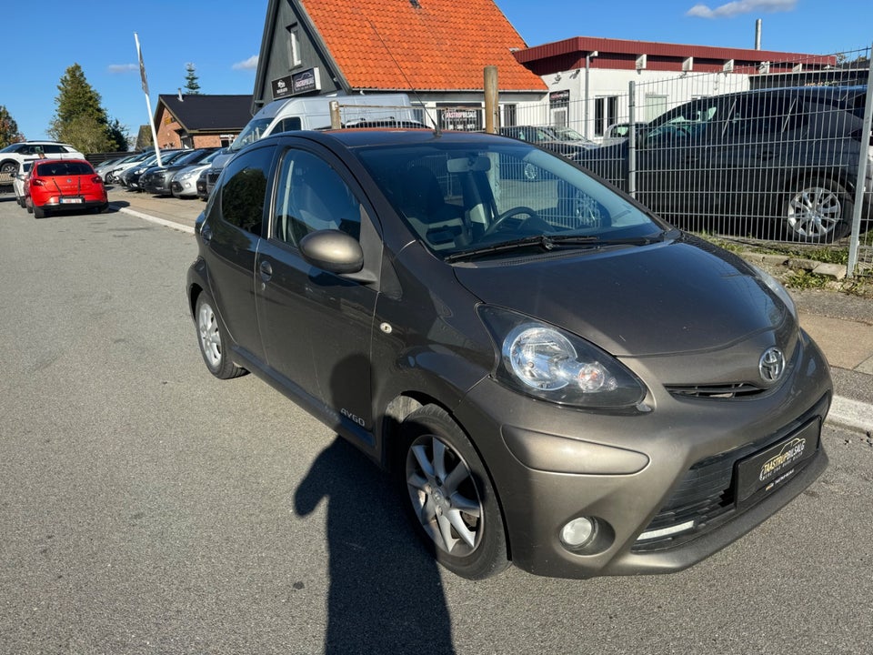 Toyota Aygo 1,0 VVT-i T2 5d