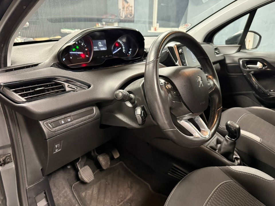 Peugeot 208 1,6 BlueHDi 100 Active 5d