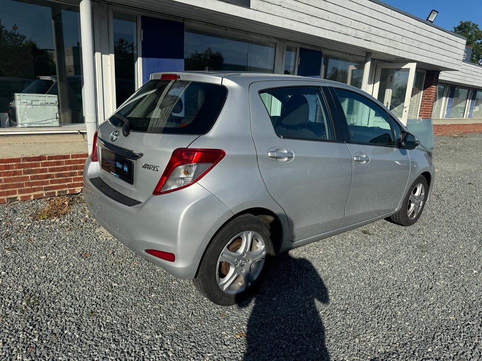 Toyota Yaris 1,4 D-4D T2 Touch 5d